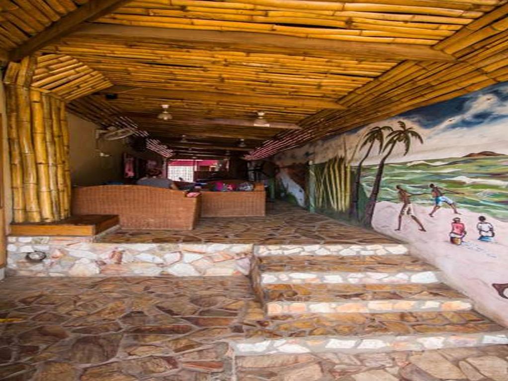 The Sleepy Hippo Hotel Аккра Екстер'єр фото